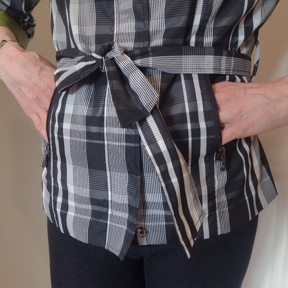 EUC Belted Light Jacket by PULI, Women's Size 10, Perfect Condition - Picture 3 of 10